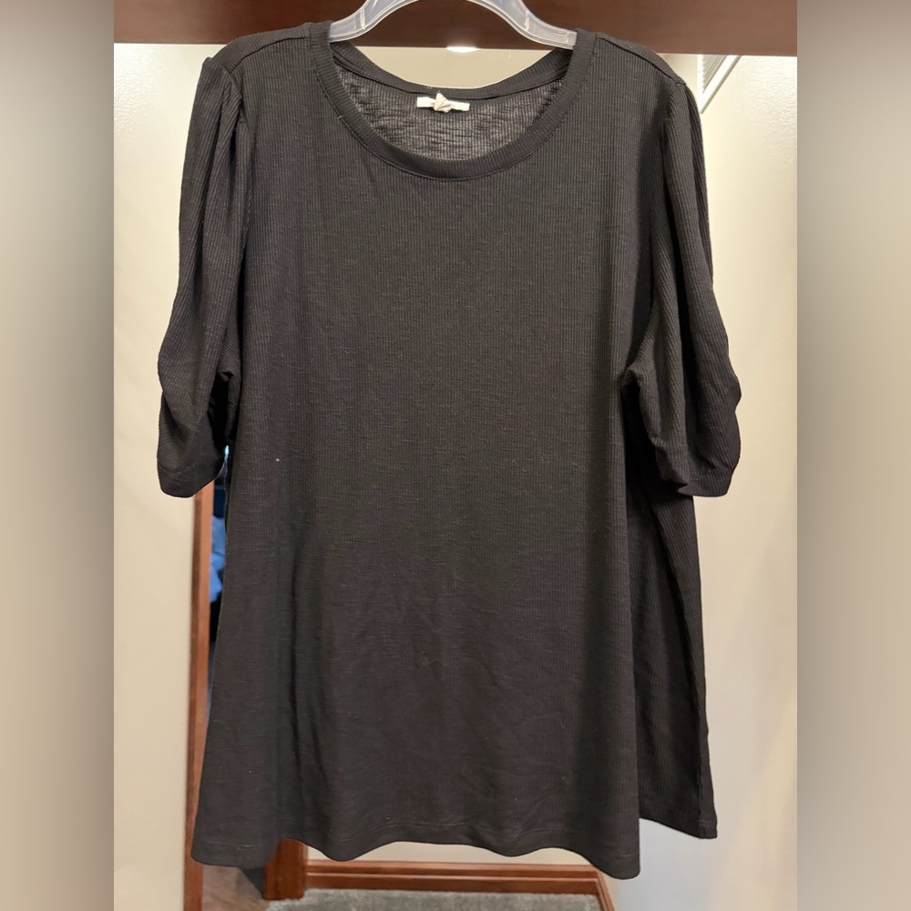Maurices Black Short Sleeve Top